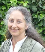 Barbara Olinger headshot